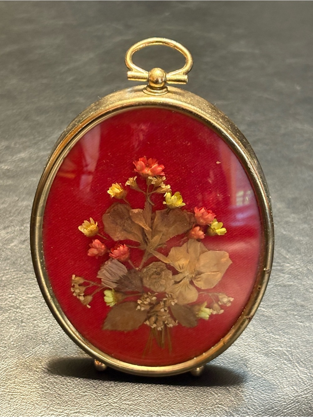Vintage Oval Bubble Glass Pressed Flower Frame Red Velvet Brass Tone Easel